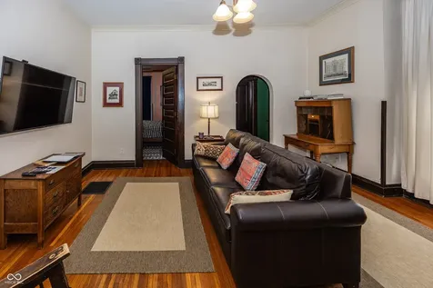 433 W Main Street Greenfield IN 46140