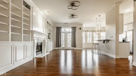 355 E Ohio Street Indianapolis IN 46204