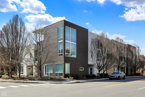 932 Broadway Street Indianapolis IN 46202