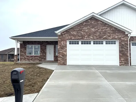 31 Spring Run Drive Crawfordsville IN 47933