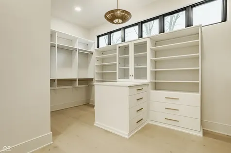 4094 Chapel Hill Court Bargersville IN 46106