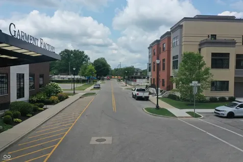 76 E Wayne Street Franklin IN 46131