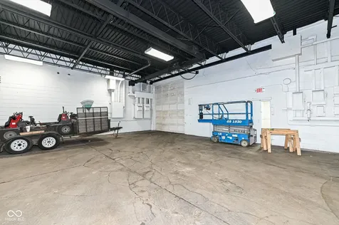 2401 S Monroe Street Muncie IN 47302