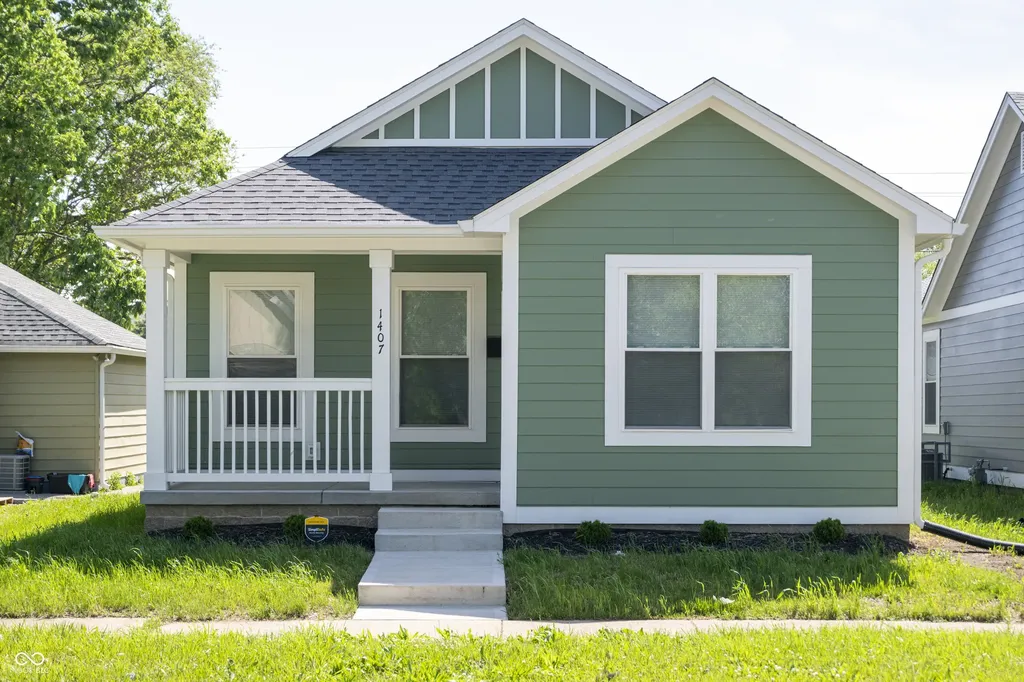 1407 N Pershing Avenue Indianapolis IN 46222
