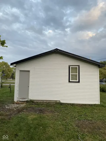 2722 Collier Street Indianapolis IN 46241