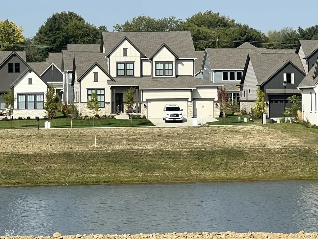 19837 Chatham Shore Lane Westfield IN 46074