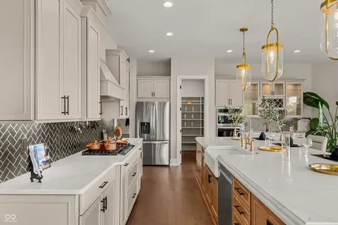 11683 Cold Creek Court Zionsville IN 46077