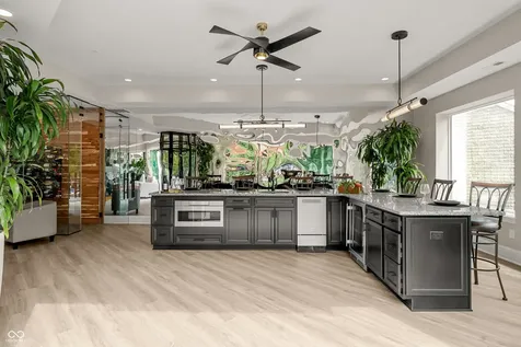 11683 Cold Creek Court Zionsville IN 46077