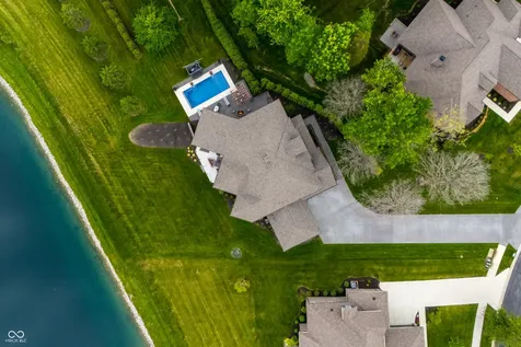 11683 Cold Creek Court Zionsville IN 46077
