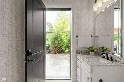 11683 Cold Creek Court Zionsville IN 46077