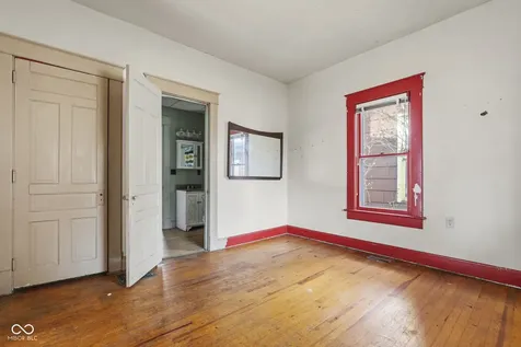 52 Home Avenue Terre Haute IN 47803