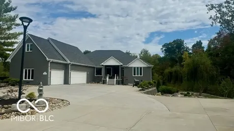4270 Victoria Lane Avon IN 46123