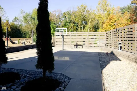 4270 Victoria Lane Avon IN 46123