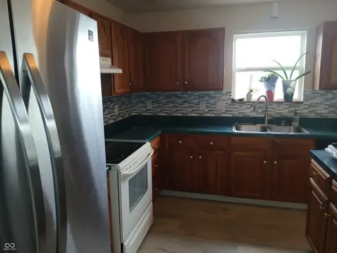 10629 Simsbury Court Indianapolis IN 46236
