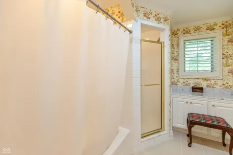 8535 Washington Boulevard Indianapolis IN 46240