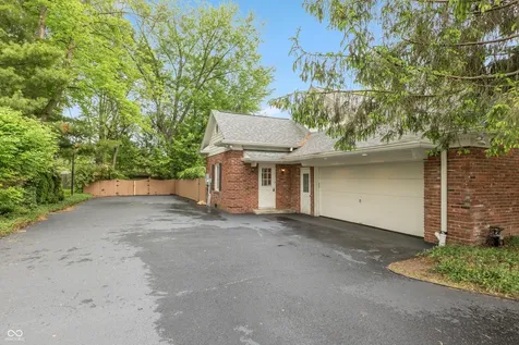 8535 Washington Boulevard Indianapolis IN 46240