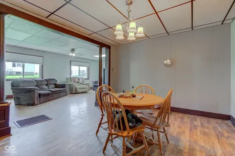 215 N Lincoln Street Galveston IN 46932