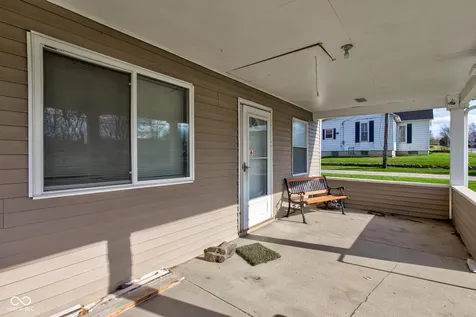 215 N Lincoln Street Galveston IN 46932