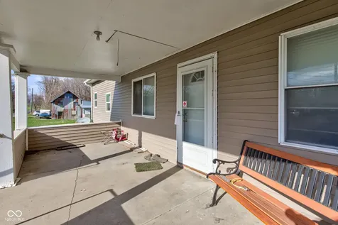 215 N Lincoln Street Galveston IN 46932