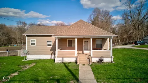 215 N Lincoln Street Galveston IN 46932