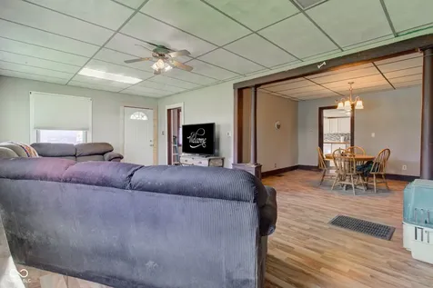 215 N Lincoln Street Galveston IN 46932