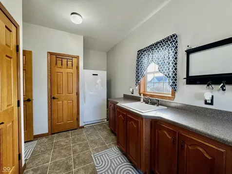 11972 E County Road 50 N Seymour IN 47274