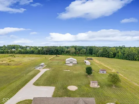 11972 E County Road 50 N Seymour IN 47274