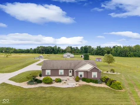 11972 E County Road 50 N Seymour IN 47274