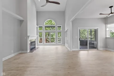 11226 Blackwalnut Point Indianapolis IN 46236