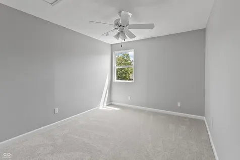 11226 Blackwalnut Point Indianapolis IN 46236