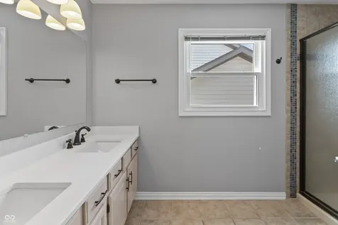 11226 Blackwalnut Point Indianapolis IN 46236