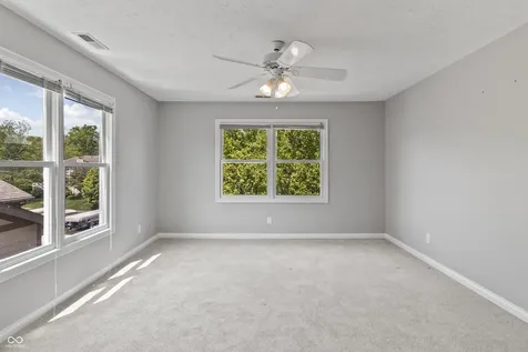 11226 Blackwalnut Point Indianapolis IN 46236