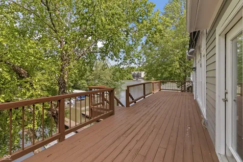 11226 Blackwalnut Point Indianapolis IN 46236