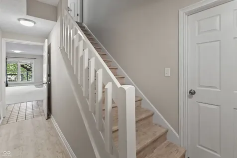 11226 Blackwalnut Point Indianapolis IN 46236
