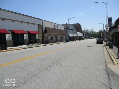 6 E Main Street Jamestown IN 46147
