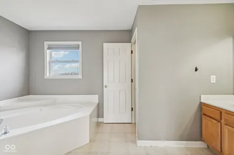 11754 Hamble Drive Indianapolis IN 46235