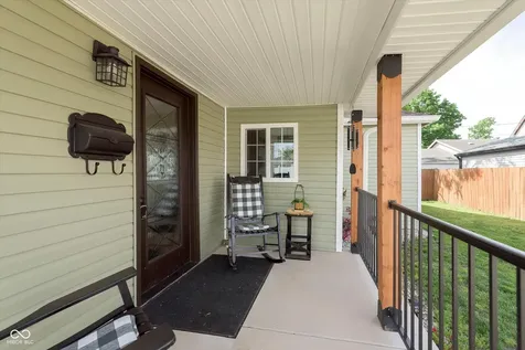 1609 S G Street Elwood IN 46036
