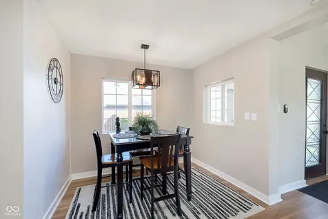 1609 S G Street Elwood IN 46036