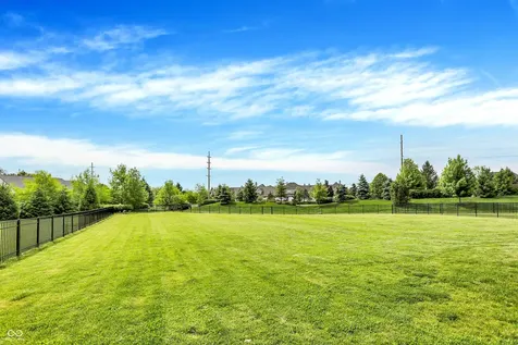 15717 Hush Hickory Bend Westfield IN 46074