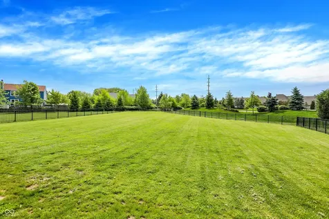 15717 Hush Hickory Bend Westfield IN 46074