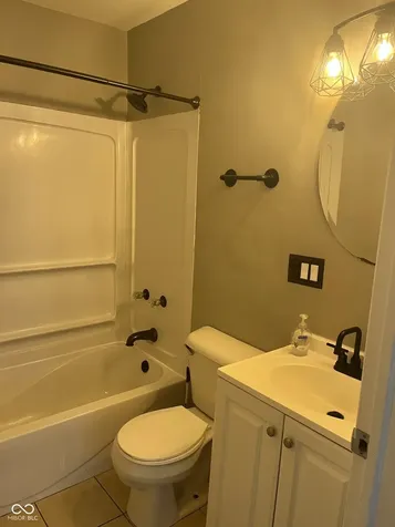 1521 E Legrande Avenue Indianapolis IN 46203