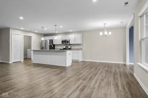 7141 Lillian Place Cumberland IN 46229