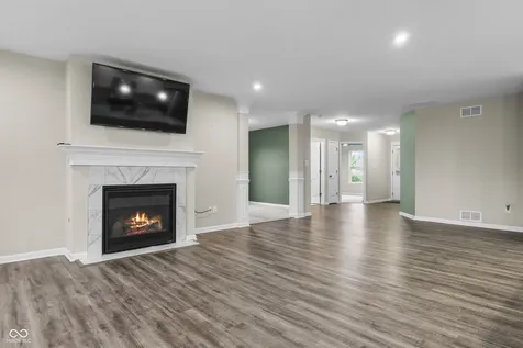 7141 Lillian Place Cumberland IN 46229