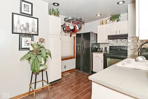 114 E 27th Street Indianapolis IN 46205