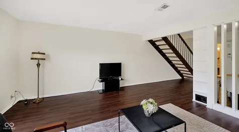 7472 Countrybrook Drive Indianapolis IN 46260