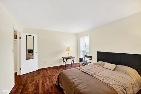 7472 Countrybrook Drive Indianapolis IN 46260