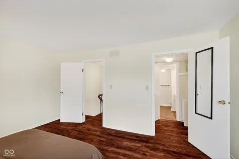 7472 Countrybrook Drive Indianapolis IN 46260