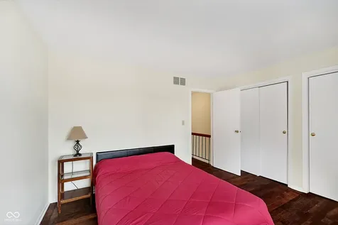 7472 Countrybrook Drive Indianapolis IN 46260