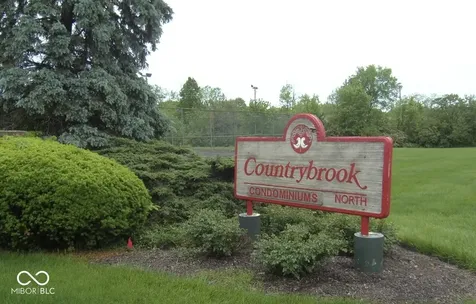 7472 Countrybrook Drive Indianapolis IN 46260