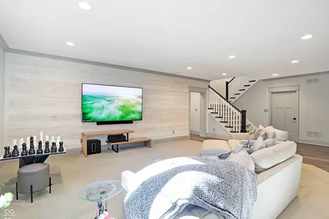 10725 Holliday Farms Boulevard Zionsville IN 46077